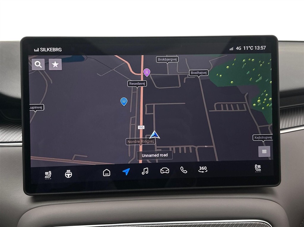MG MGS6 Electric Long Range Luxury 245HK 5d Aut. - Image 12