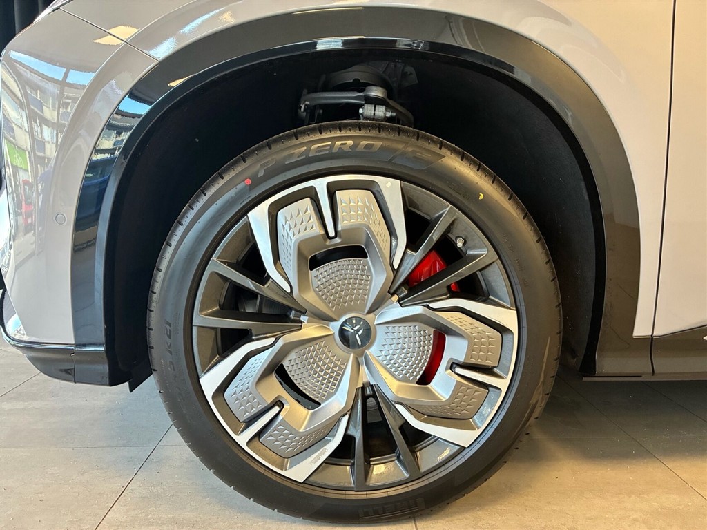 Hongqi EHS7 EL Exclusive Ltd 344HK 5d Aut. - Image 3