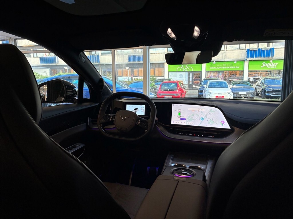 Hongqi EHS7 EL Exclusive Ltd 344HK 5d Aut. - Image 8