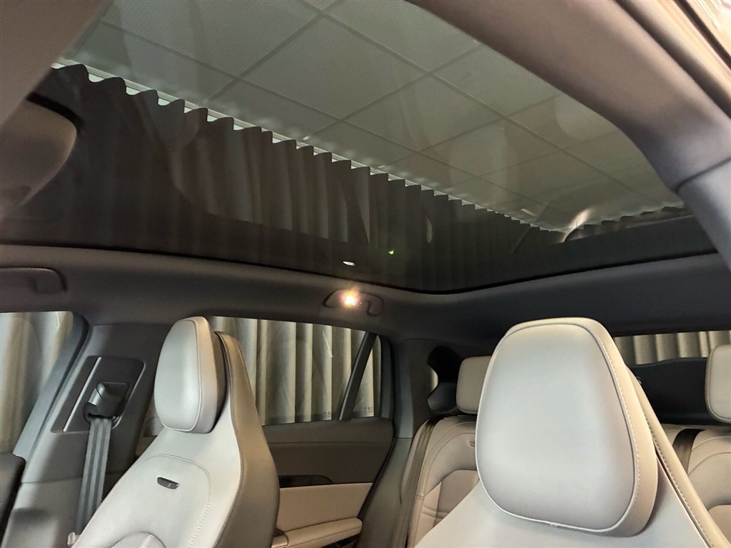 Hongqi EHS7 EL Exclusive Ltd 344HK 5d Aut. - Image 12