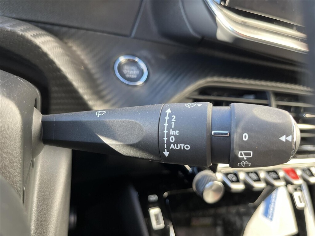 Peugeot e-208 EL GT 156HK 5d Aut. - Image 21