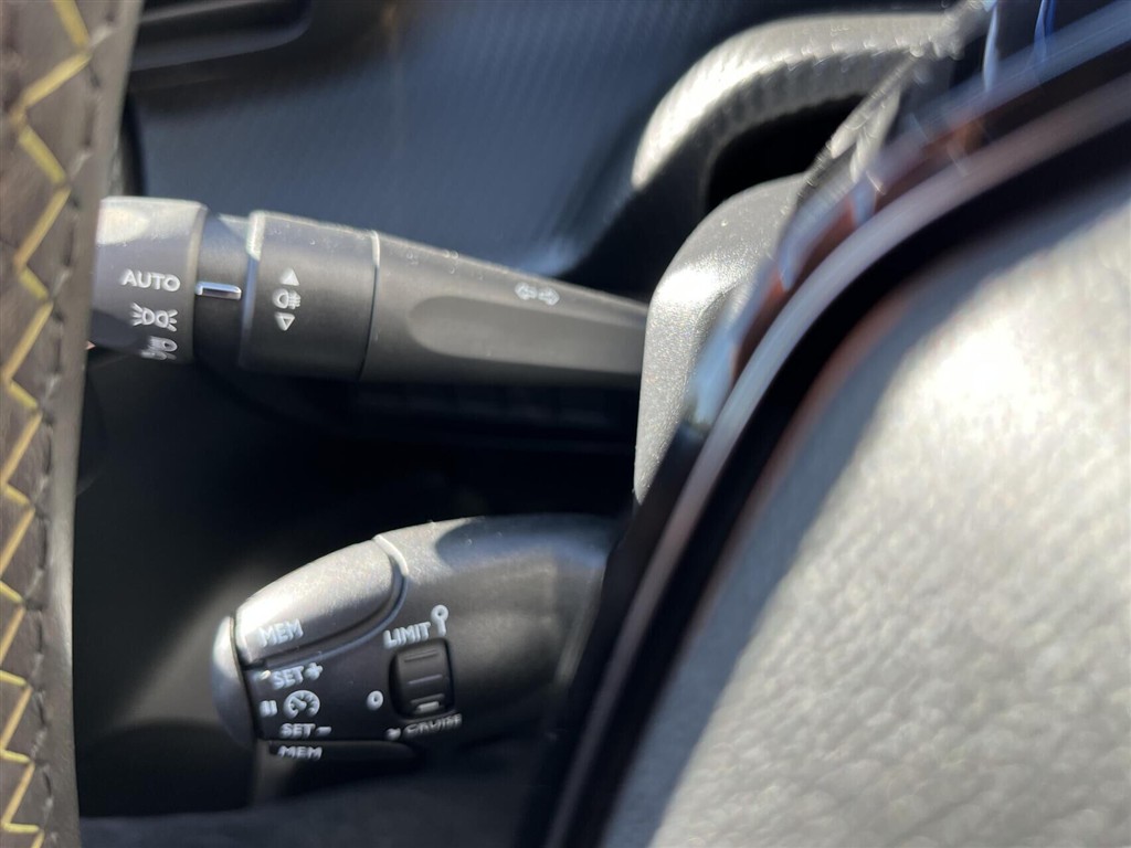 Peugeot e-208 EL GT 156HK 5d Aut. - Image 22