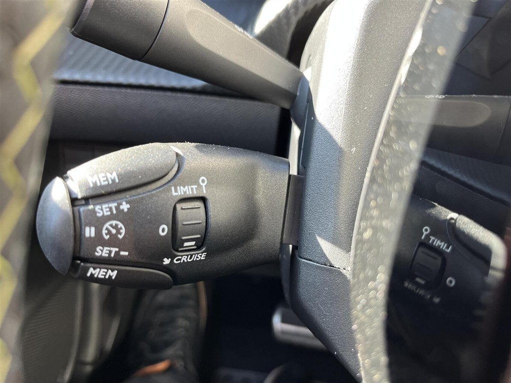 Peugeot e-208 EL GT 156HK 5d Aut. - Image 23