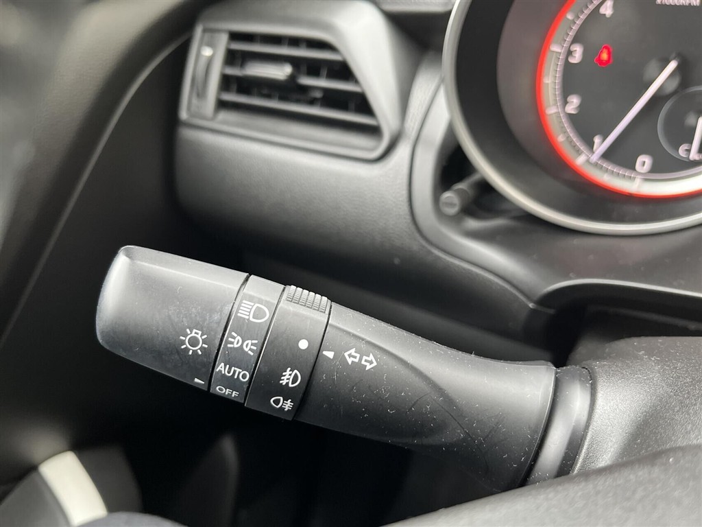 Suzuki Swift 1,2 Dualjet Mild hybrid Action AEB 83HK 5d - Image 18