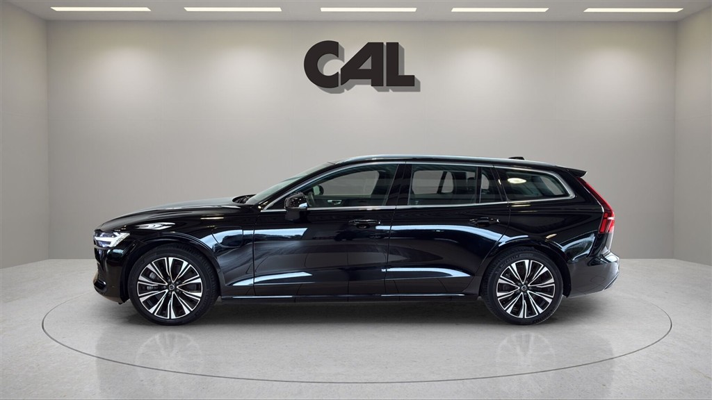 Volvo V60 2,0 T6 Recharge Plugin-hybrid Core AWD 350HK Stc 8g Aut. - Image 2