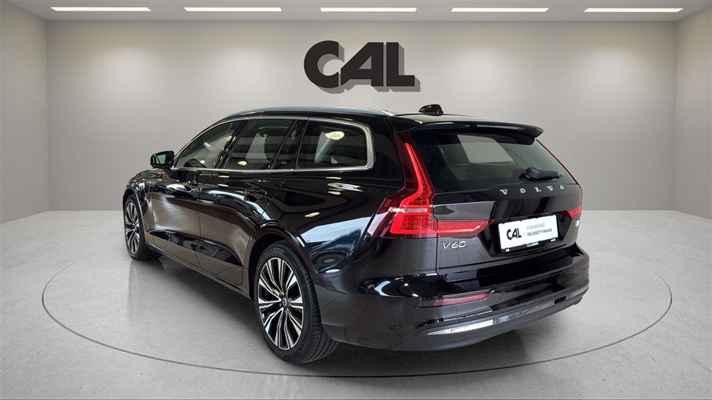 Volvo V60 2,0 T6 Recharge Plugin-hybrid Core AWD 350HK Stc 8g Aut. - Image 3