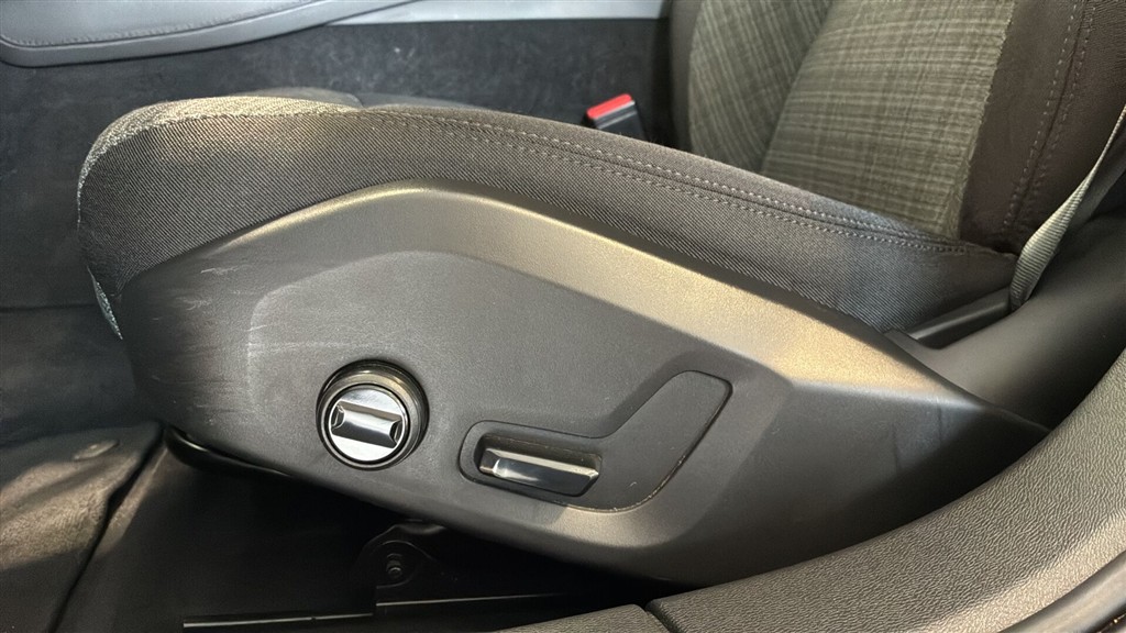 Volvo V60 2,0 T6 Recharge Plugin-hybrid Core AWD 350HK Stc 8g Aut. - Image 15