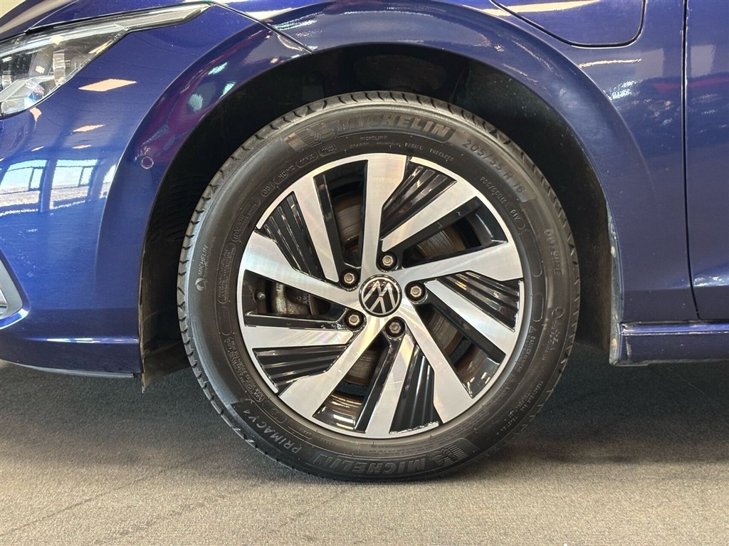 VW Golf 1,4 TSI eHybrid DSG 204HK 5d 6g Aut. - Image 8