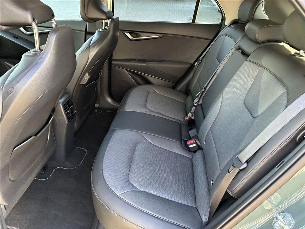 Kia Niro EV EL Upgrade 204HK 5d Aut. - Image 5