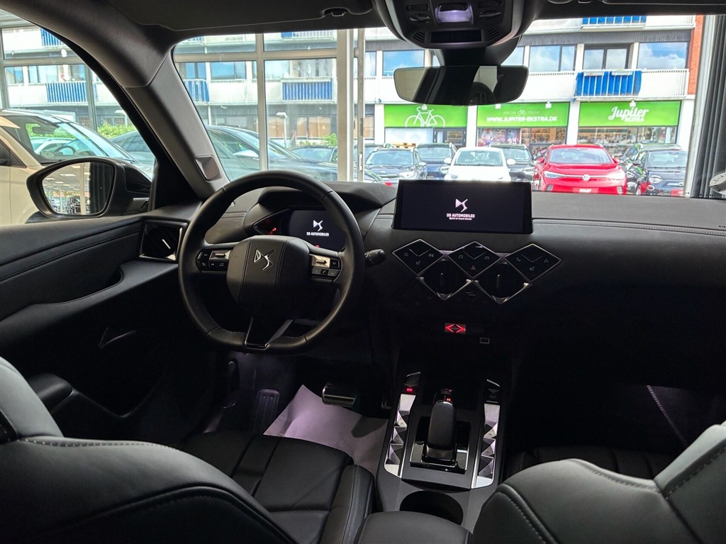 DS DS3 Crossback E-Tense Opera 156HK 5d Aut. - Image 5