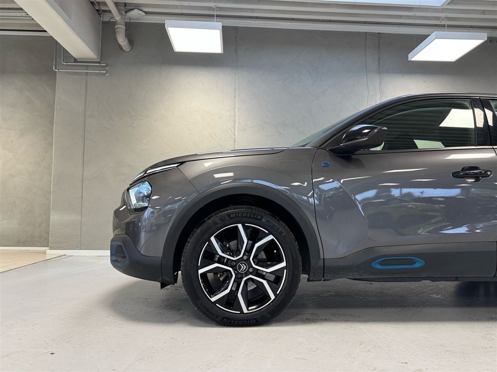 Citroën e-C4 EL Feel 136HK 5d Aut. - Image 4