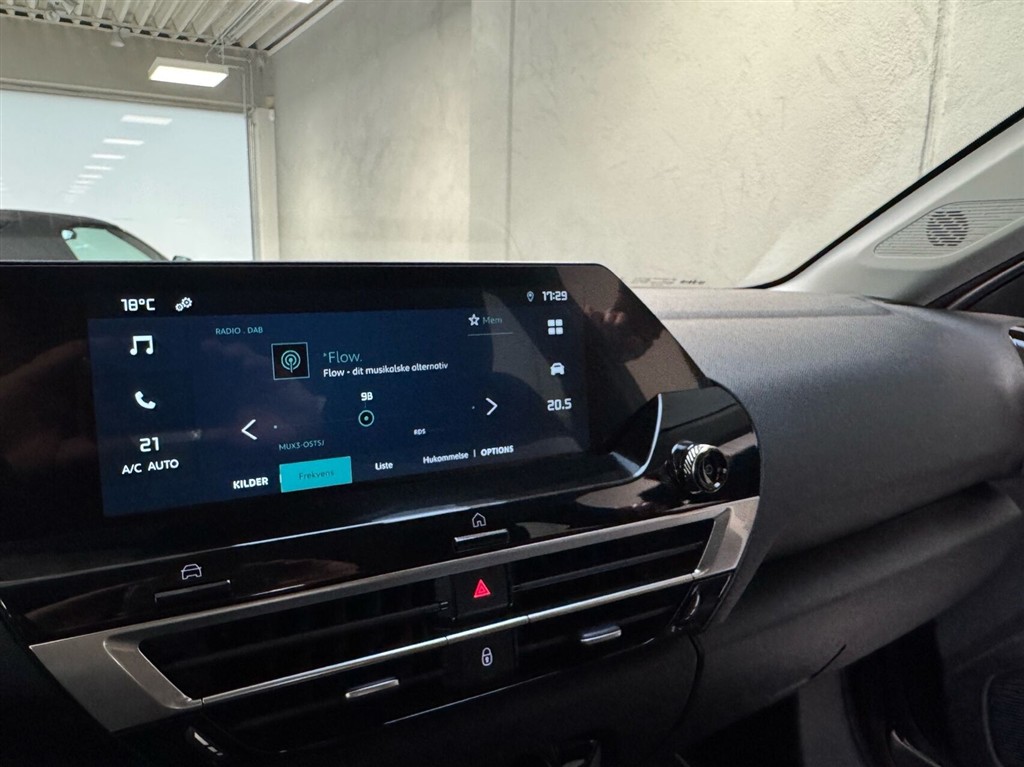 Citroën e-C4 EL Feel 136HK 5d Aut. - Image 15