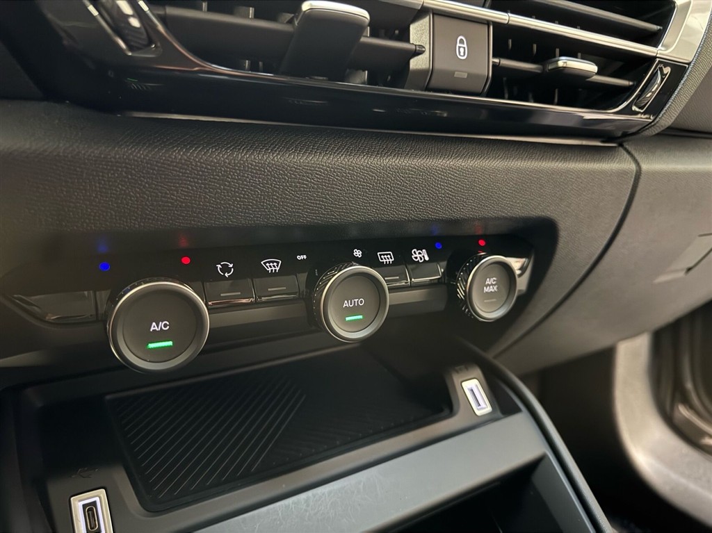 Citroën e-C4 EL Feel 136HK 5d Aut. - Image 16