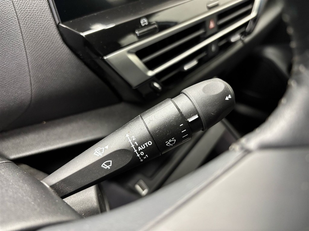 Citroën e-C4 EL Feel 136HK 5d Aut. - Image 27