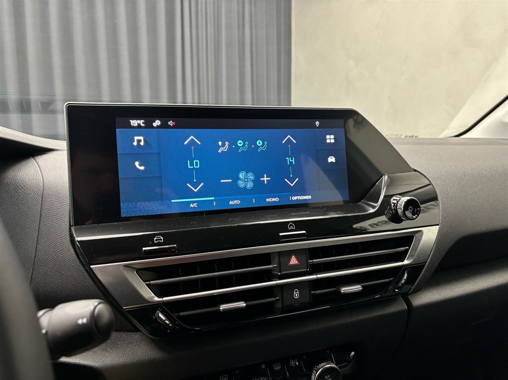 Citroën e-C4 EL Feel 136HK 5d Aut. - Image 13