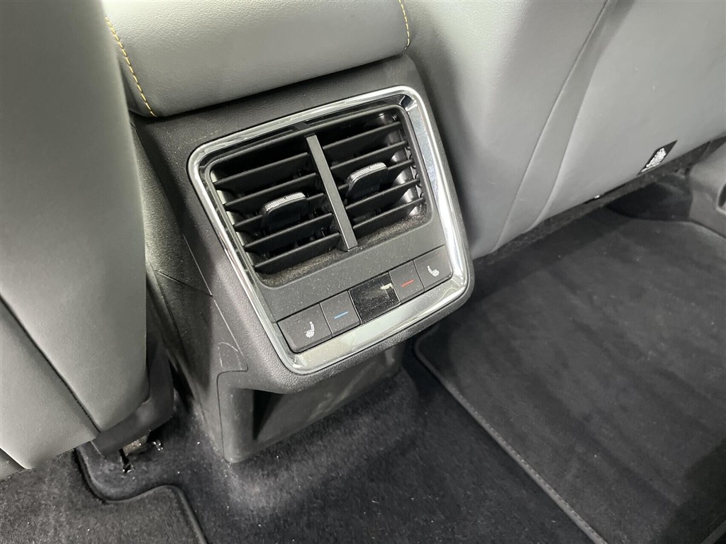 Skoda Enyaq 80 iV Selection Lounge 204HK 5d Aut. - Image 14