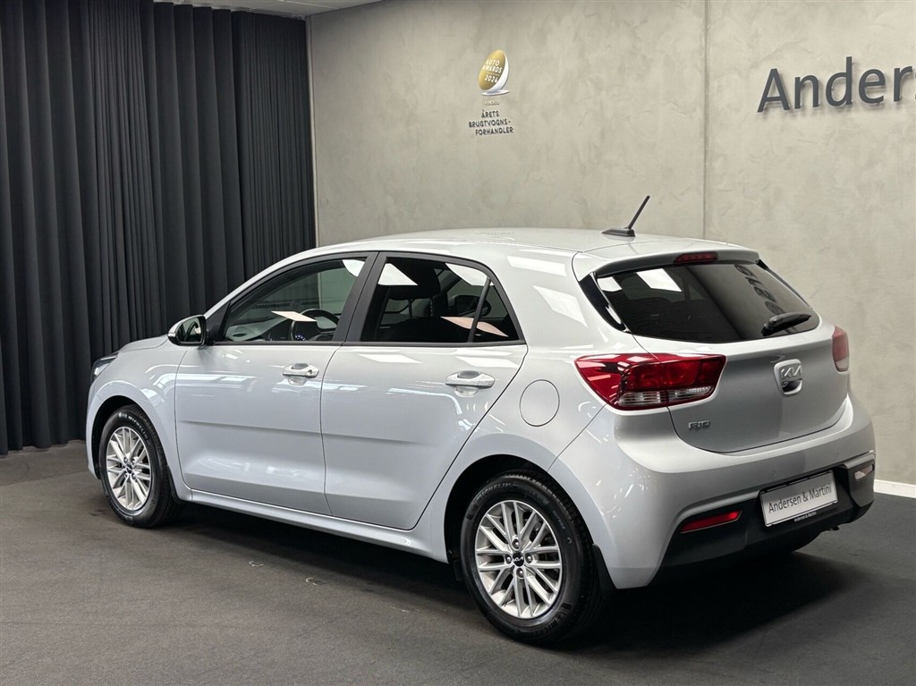 Kia Rio 1,2 Upgrade 84HK 5d - Image 3