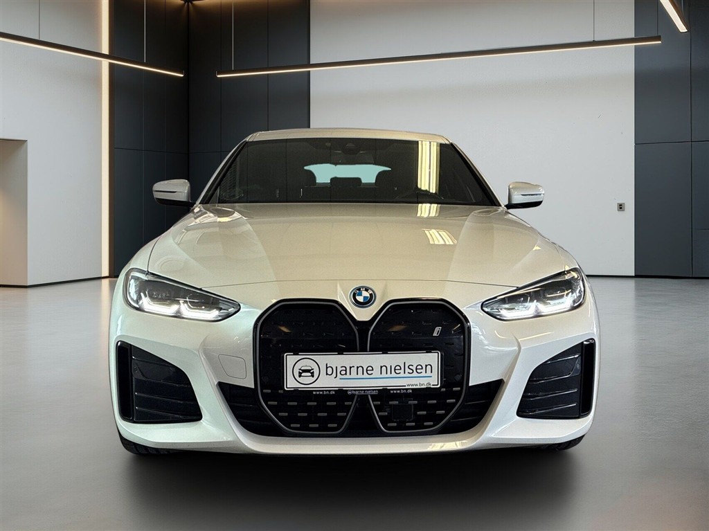 BMW i4 eDrive40 Gran Coupé EL Charged M-Sport 340HK 5d Aut. - Image 4