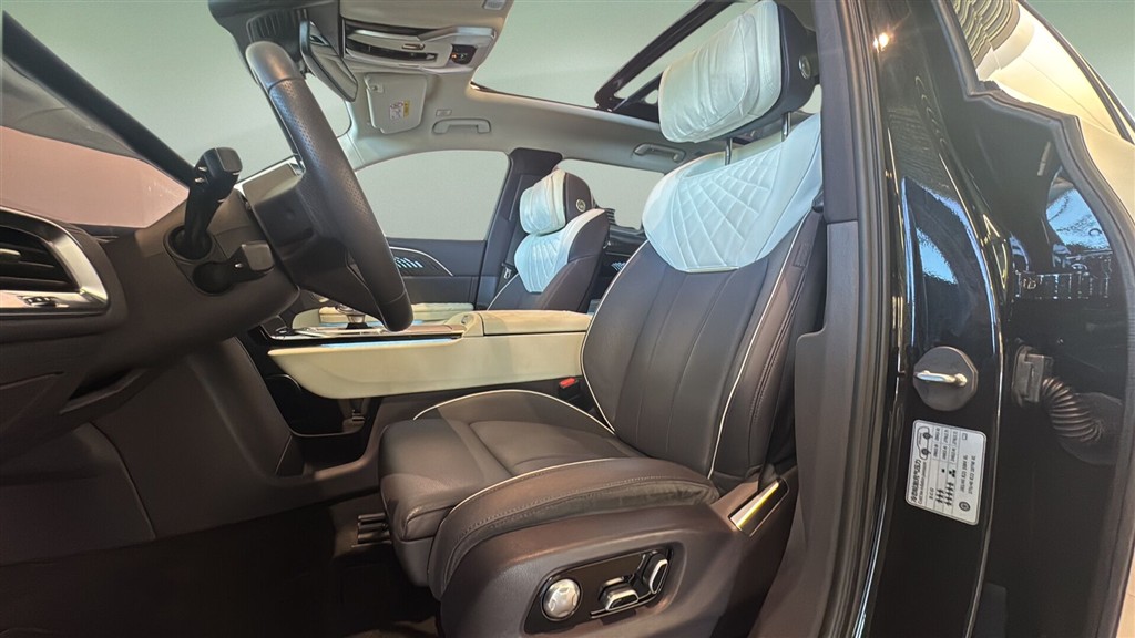 Hongqi E-HS9 EL Exclusive+ 4x4 551HK 5d Aut. - Image 5