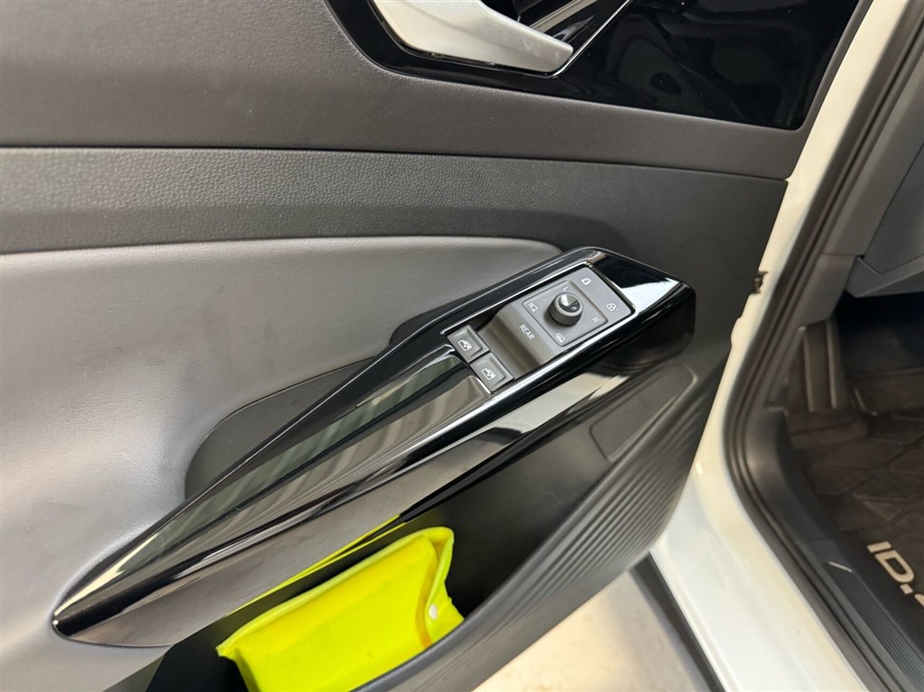 VW ID.4 EL Pure Performance 170HK 5d Aut. - Image 12