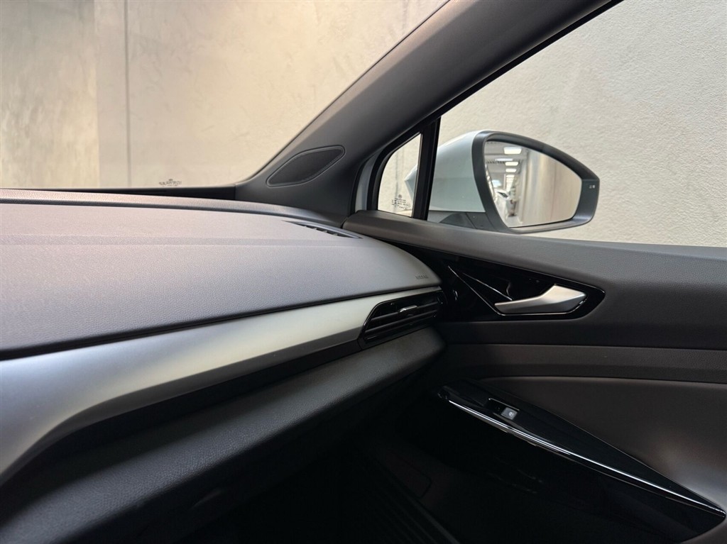 VW ID.4 EL Pure Performance 170HK 5d Aut. - Image 18