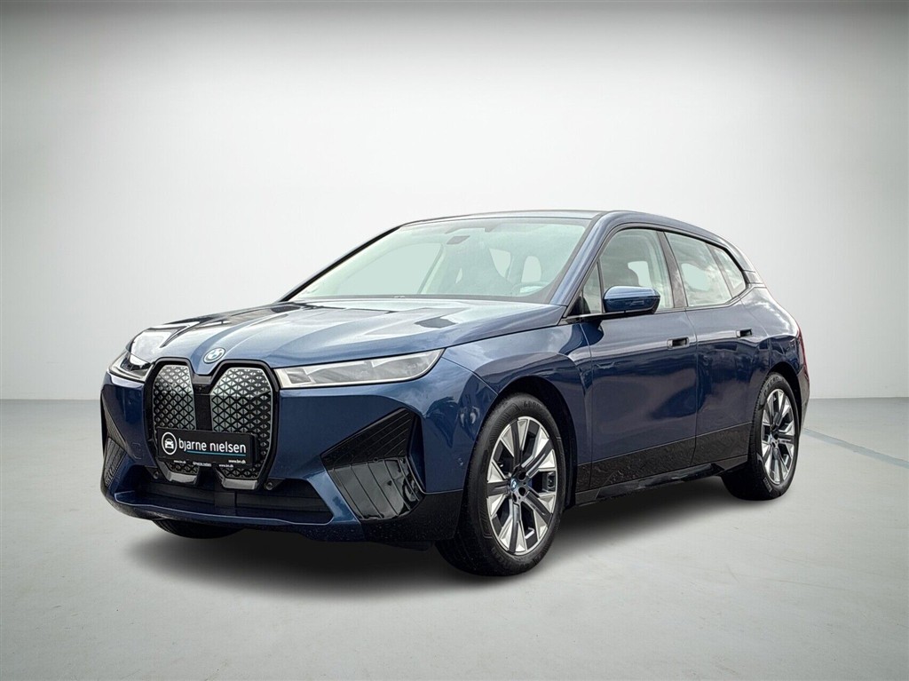 BMW iX 40 EL XDrive 326HK 5d Aut.