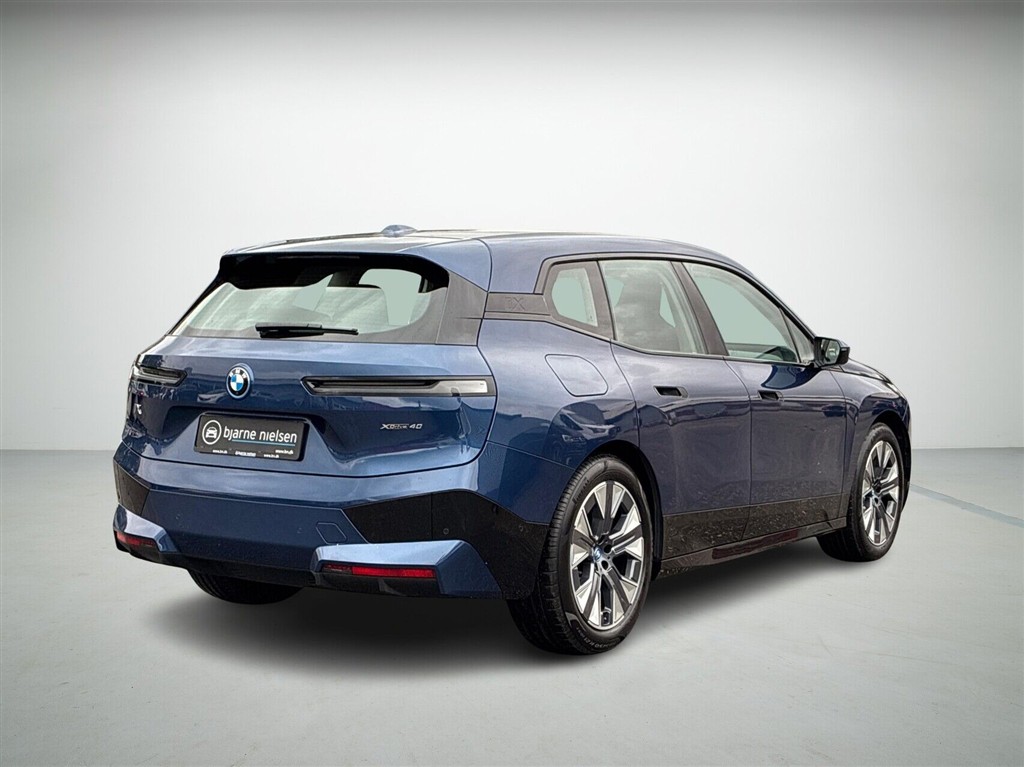 BMW iX 40 EL XDrive 326HK 5d Aut. - Image 2