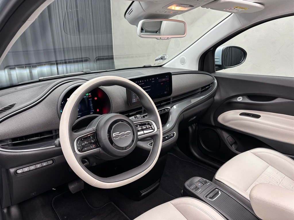 Fiat 500e EL La Prima By Bocelli 118HK Cabr. Aut. - Image 8