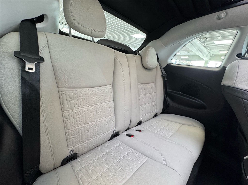 Fiat 500e EL La Prima By Bocelli 118HK Cabr. Aut. - Image 11