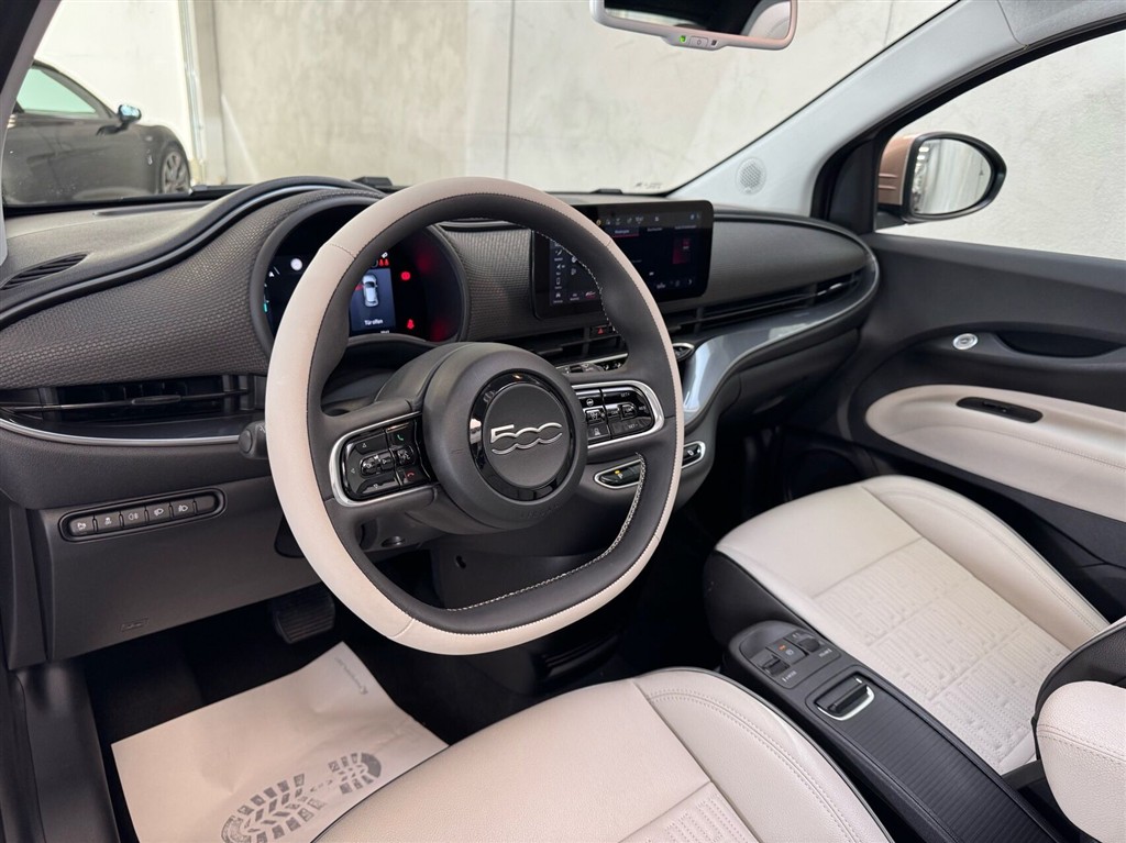 Fiat 500e EL La Prima By Bocelli 118HK Cabr. Aut. - Image 12