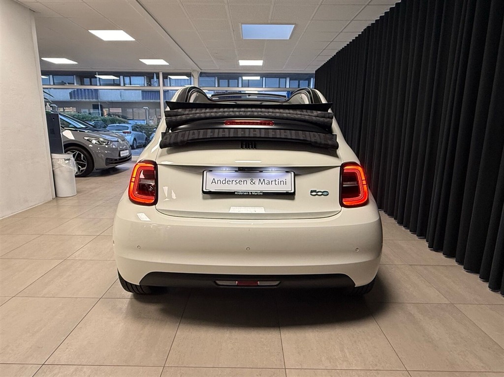 Fiat 500e EL La Prima By Bocelli 118HK Cabr. Aut. - Image 17