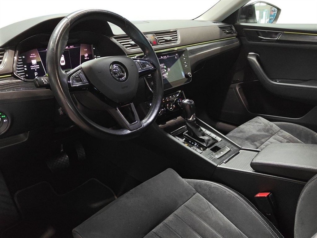 Skoda Superb 1,4 TSI Plugin-hybrid iV Plus DSG 218HK 5d 6g Aut. - Image 10