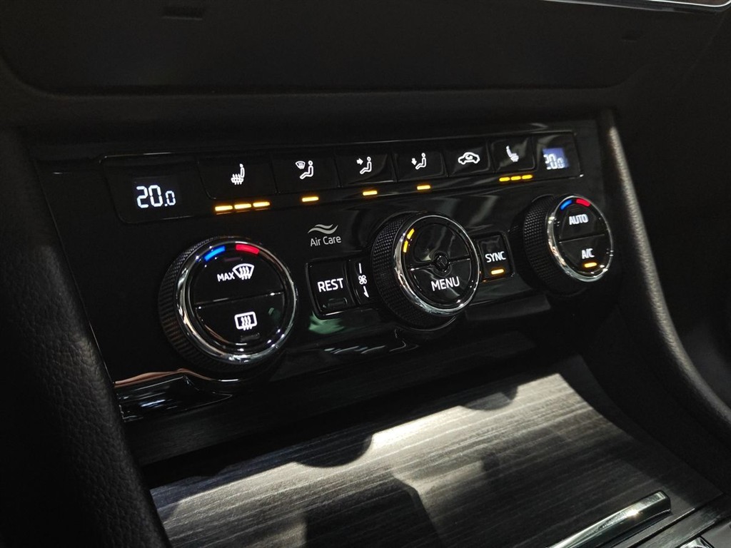 Skoda Superb 1,4 TSI Plugin-hybrid iV Plus DSG 218HK 5d 6g Aut. - Image 15