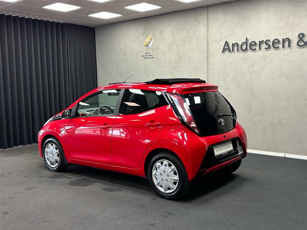 Toyota Aygo 1,0 VVT-I X-Wave 69HK 5d - Image 3