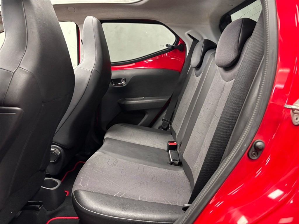 Toyota Aygo 1,0 VVT-I X-Wave 69HK 5d - Image 7