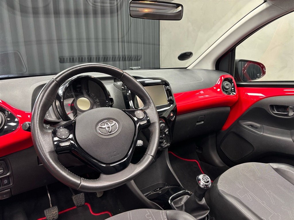 Toyota Aygo 1,0 VVT-I X-Wave 69HK 5d - Image 8