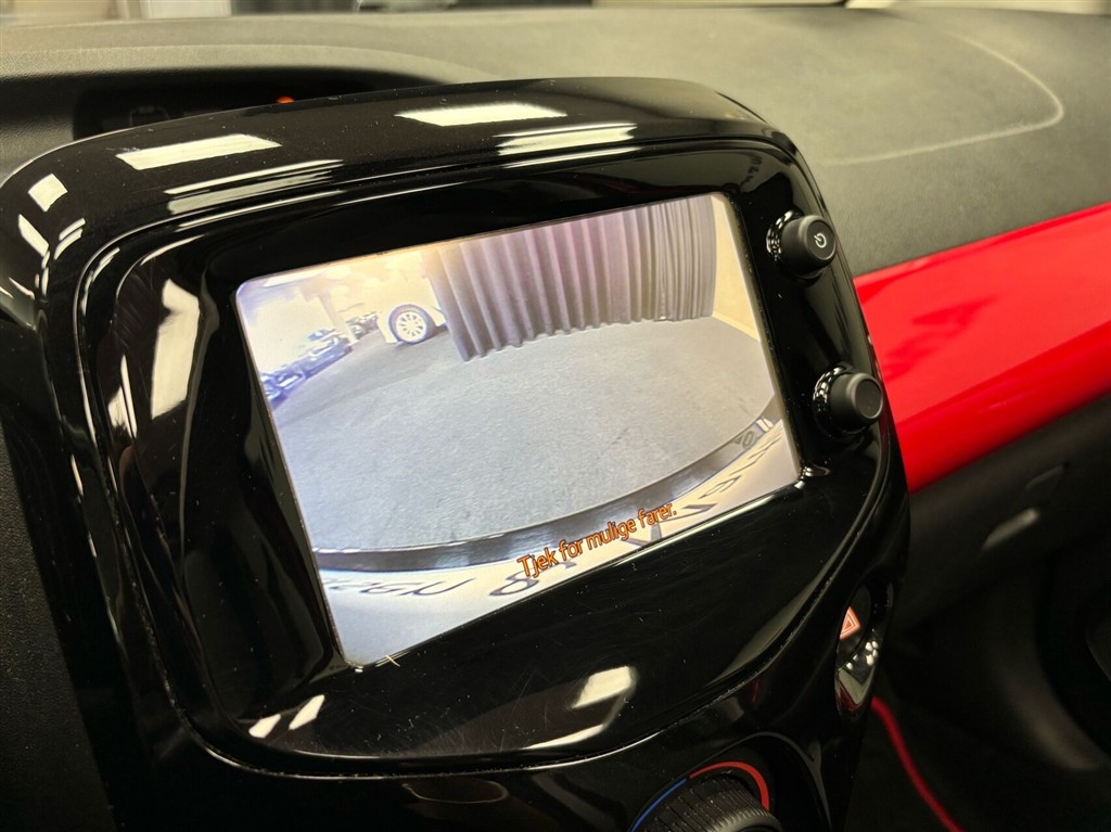 Toyota Aygo 1,0 VVT-I X-Wave 69HK 5d - Image 14