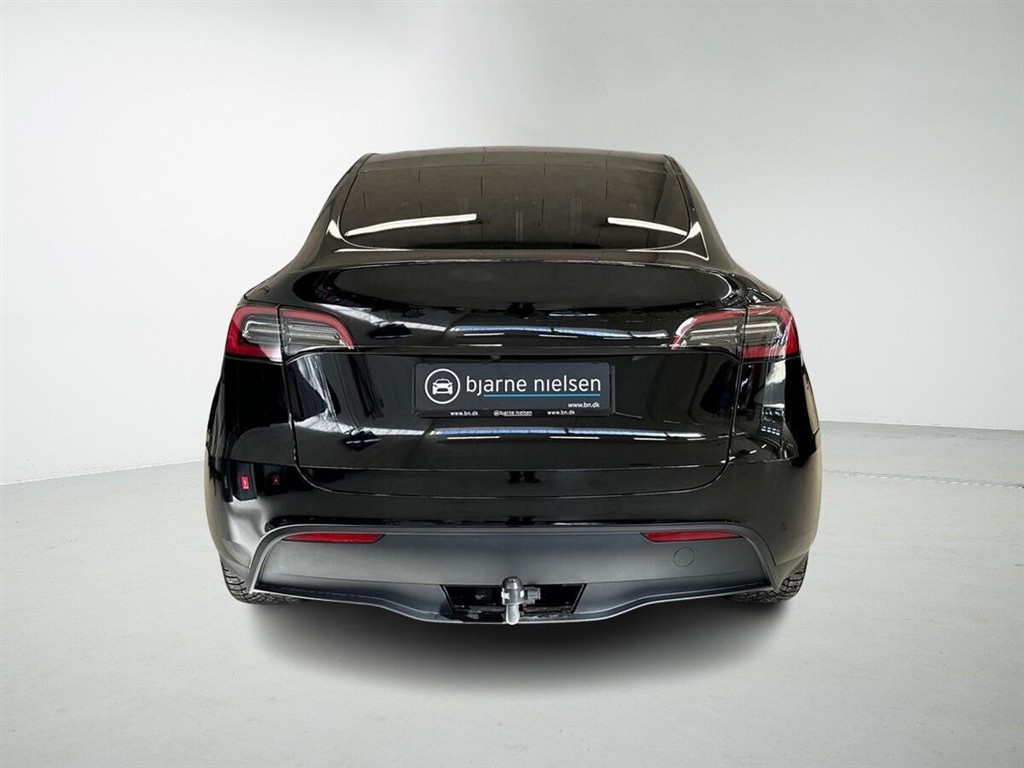 Tesla Model Y EL RWD 299HK 5d Aut. - Image 7