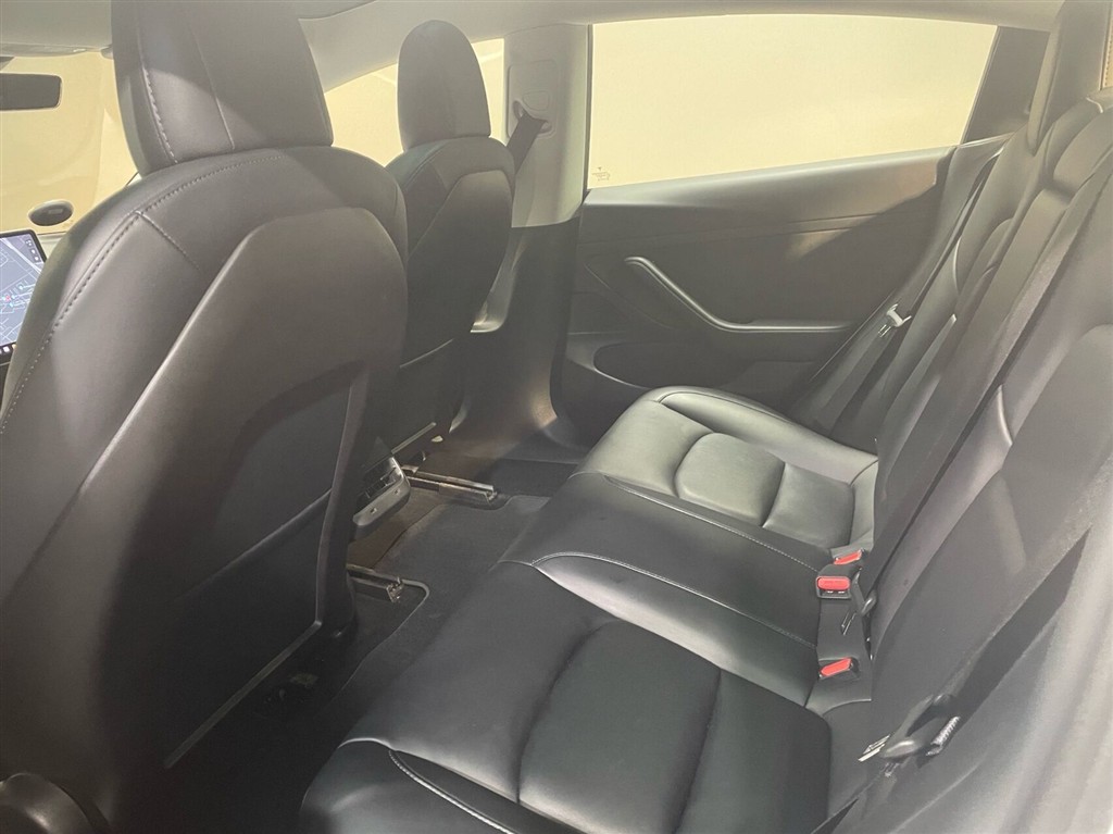 Tesla Model 3 EL Standard Range Plus 325HK Aut. - Image 9