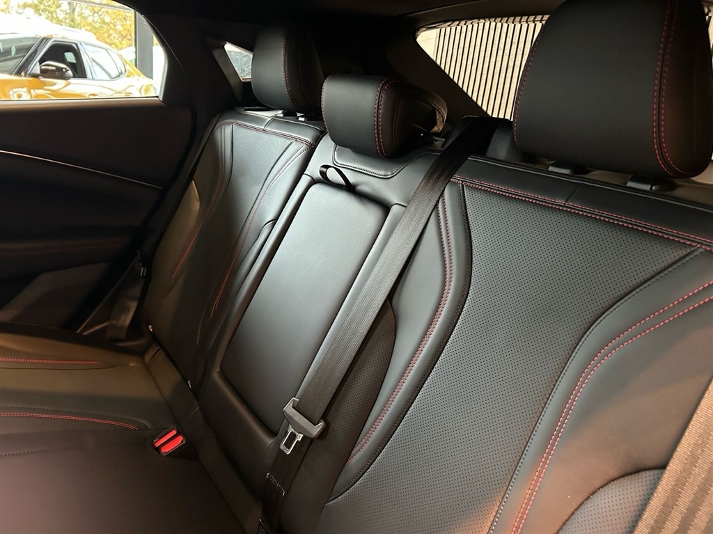 Ford Mustang Mach-E EL UR Premium 294HK 5d Aut. - Image 7