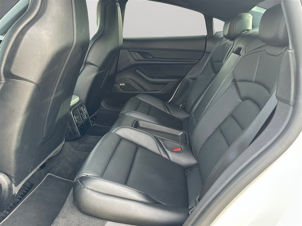 Porsche Taycan EL Performance+ 381HK 4d Aut. - Image 12