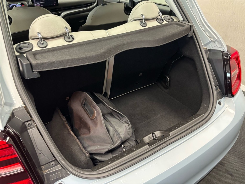 Fiat 500e EL By Bocelli 118HK 3d Aut. - Image 8