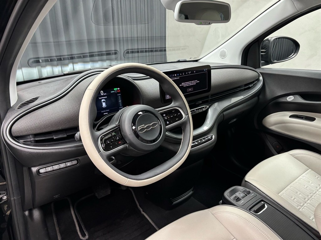 Fiat 500e EL By Bocelli 118HK 3d Aut. - Image 10