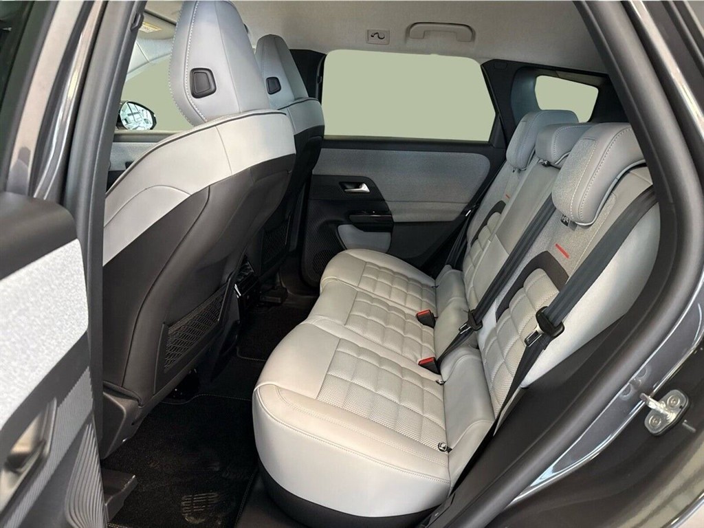 Citroën e-C5 Aircross EL VTR Sport 210HK 5d Aut. - Image 11