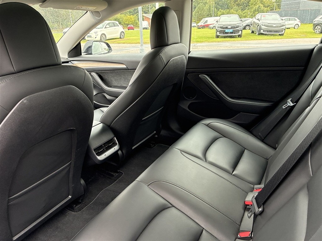 Tesla Model 3 EL Long Range 283HK Aut. - Image 12
