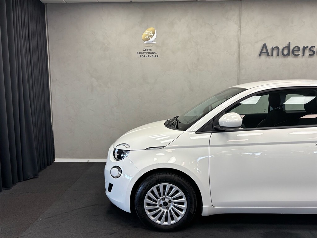 Fiat 500e EL 95HK 3d Aut. - Image 4