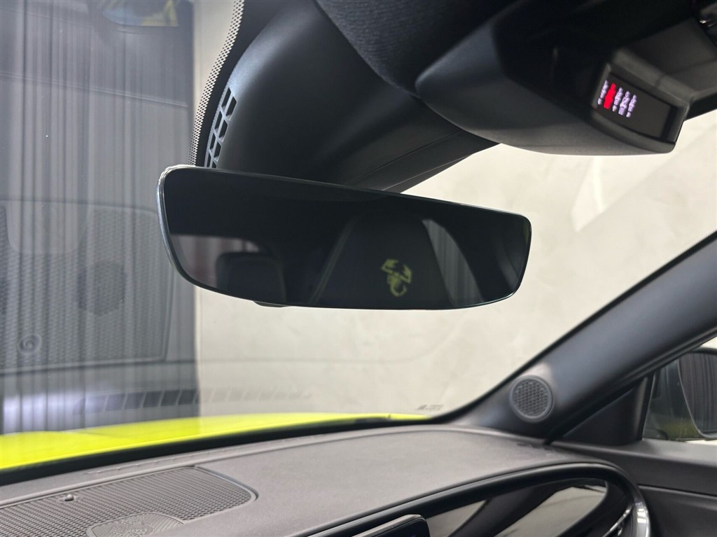 Abarth 600e EL Turismo 238HK 5d Aut. - Image 33