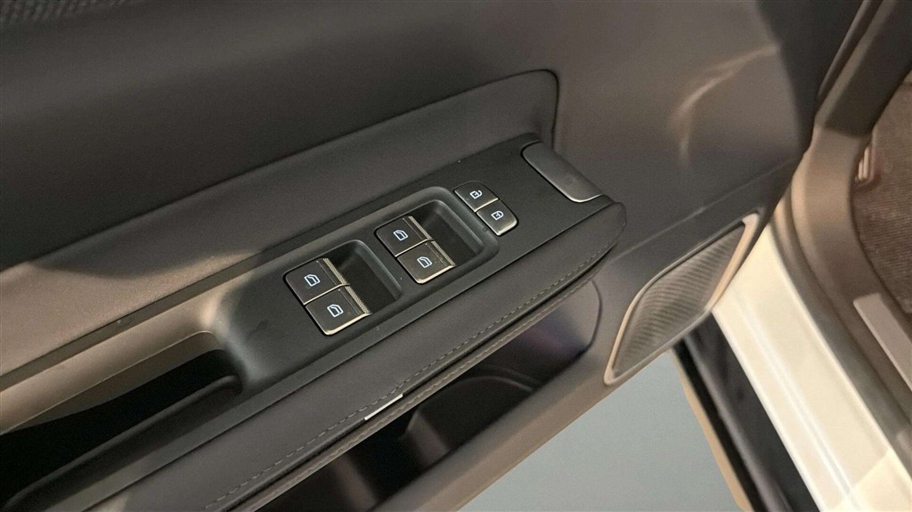 Polestar 4 Coupé EL Rear Motor 272HK 5d Aut. - Image 12