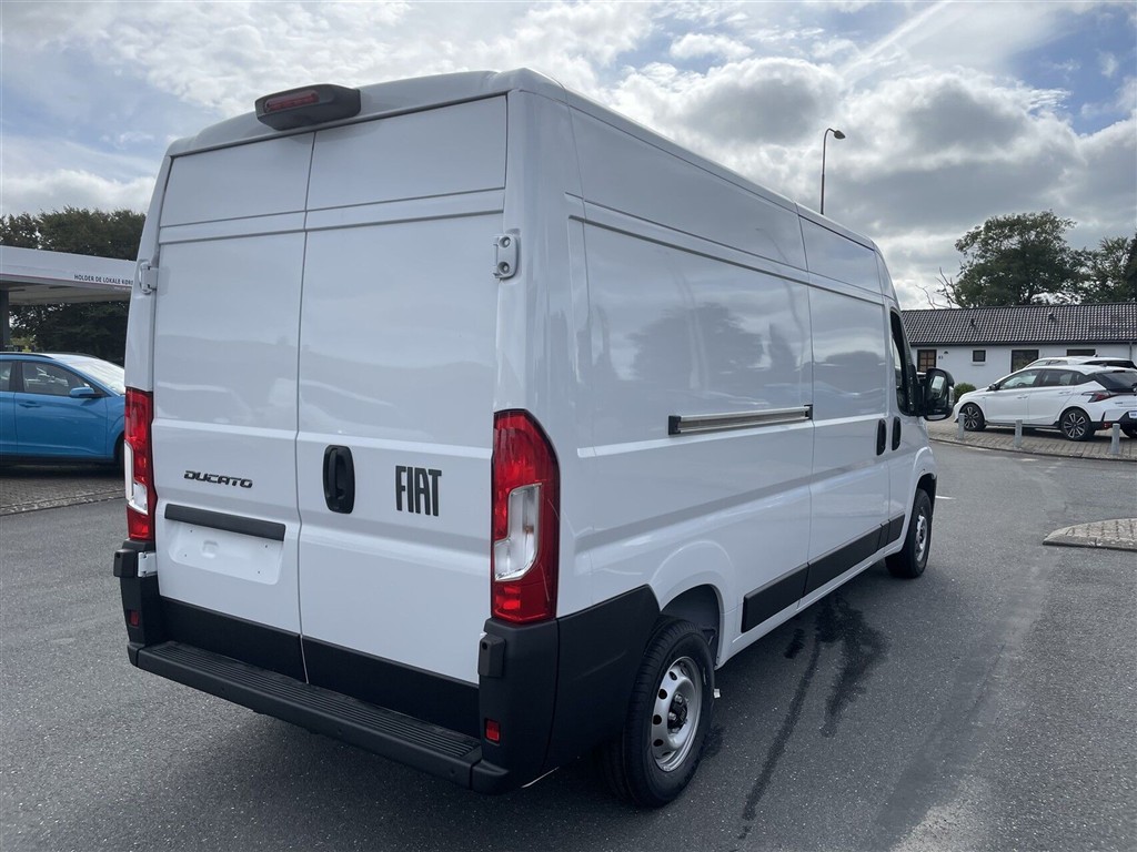 Fiat Ducato 33 L2H1 2,2 Multijet 140HK Van 6g - Image 3