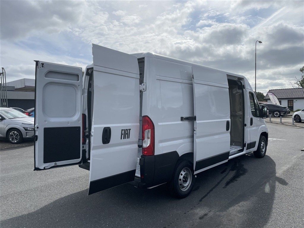 Fiat Ducato 33 L2H1 2,2 Multijet 140HK Van 6g - Image 4